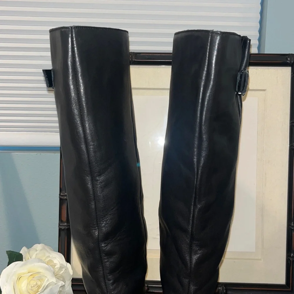 Steve Madden Women's Leary Tall Black Buckle Pull On Leather Boots NWOB sz 10